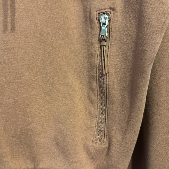 2 dynamic fleece cropped quarter zips - Picture 5 of 6